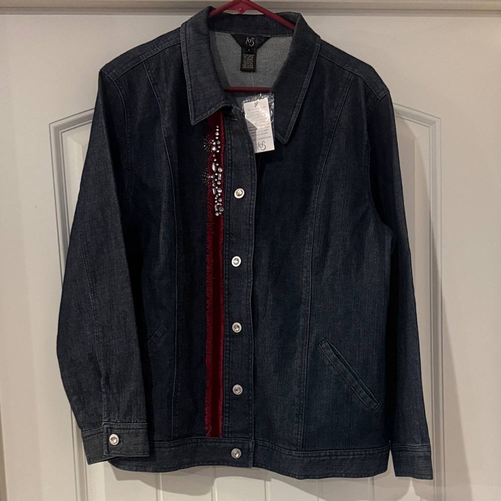 NEW IOS Denim Jacket with Embelishments and Fancy Buttons Size Large Women's